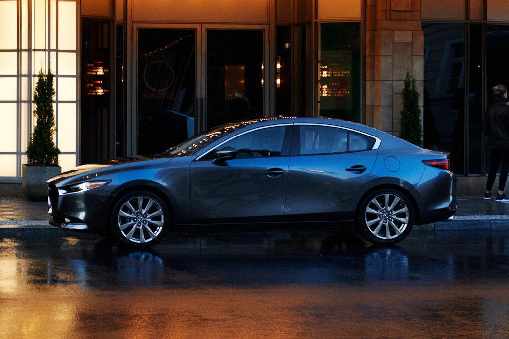 MAZDA 3 Sedan New